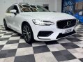 Volvo V60 2.0 B3 MHEV Momentum Auto Euro 6 (s/s) 5dr 3