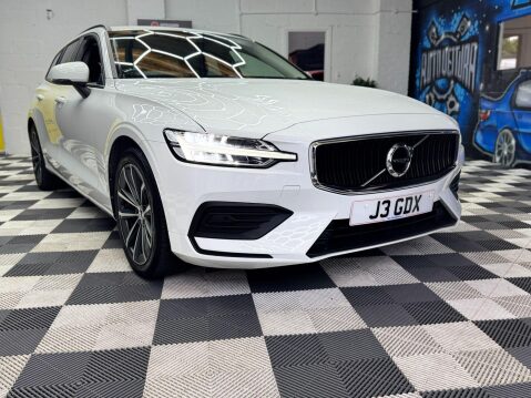 Volvo V60 2.0 B3 MHEV Momentum Auto Euro 6 (s/s) 5dr 1