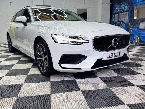 Volvo V60 2.0 B3 MHEV Momentum Auto Euro 6 (s/s) 5dr 6