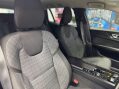 Volvo V60 2.0 B3 MHEV Momentum Auto Euro 6 (s/s) 5dr 21