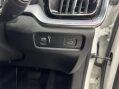 Volvo V60 2.0 B3 MHEV Momentum Auto Euro 6 (s/s) 5dr 28