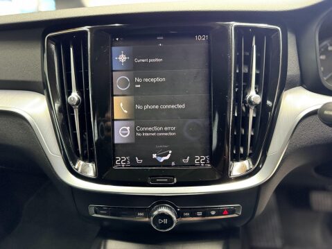 Volvo V60 2.0 B3 MHEV Momentum Auto Euro 6 (s/s) 5dr 34