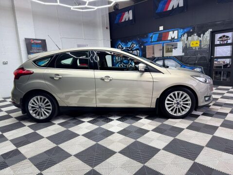 Ford Focus 1.0T EcoBoost Titanium X Euro 6 (s/s) 5dr 15