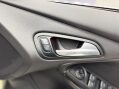 Ford Focus 1.0T EcoBoost Titanium X Euro 6 (s/s) 5dr 23
