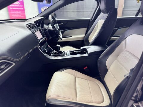Jaguar XE 2.0d R-Sport Euro 6 (s/s) 4dr 30