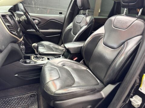 Jeep Cherokee 2.2 MultiJetII 75th Anniversary Auto 4WD Euro 6 (s/s) 5dr 29