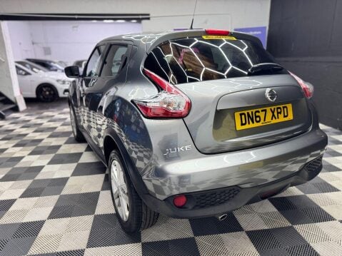 Nissan Juke 1.6 N-Connecta XTRON Euro 6 5dr 11