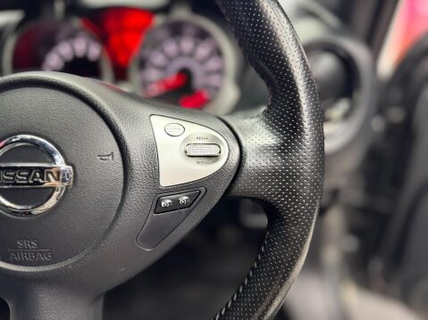 Nissan Juke 1.6 N-Connecta XTRON Euro 6 5dr 27