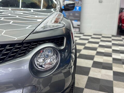 Nissan Juke 1.6 N-Connecta XTRON Euro 6 5dr 37