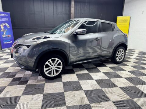 Nissan Juke 1.6 N-Connecta XTRON Euro 6 5dr 39