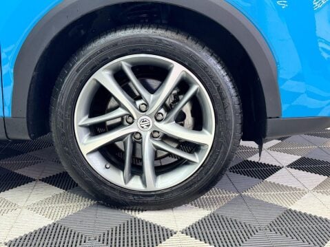 MG HS 1.5 T-GDI Exclusive Euro 6 (s/s) 5dr 28