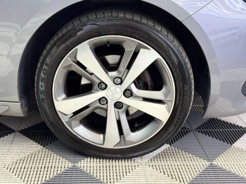 Peugeot 308 1.2 PureTech GPF GT Line Euro 6 (s/s) 5dr 26