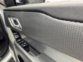Land Rover Range Rover Velar 3.0 SD6 V6 R-Dynamic SE Auto 4WD Euro 6 (s/s) 5dr 26