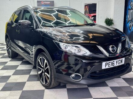 Nissan Qashqai 1.2 DIG-T Tekna 2WD Euro 6 (s/s) 5dr