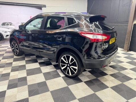 Nissan Qashqai 1.2 DIG-T Tekna 2WD Euro 6 (s/s) 5dr 14