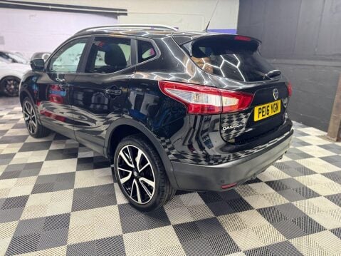 Nissan Qashqai 1.2 DIG-T Tekna 2WD Euro 6 (s/s) 5dr 15