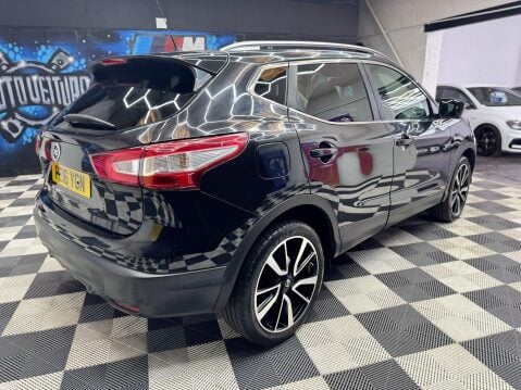 Nissan Qashqai 1.2 DIG-T Tekna 2WD Euro 6 (s/s) 5dr 29