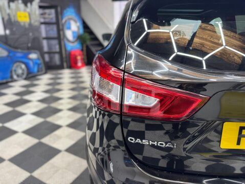 Nissan Qashqai 1.2 DIG-T Tekna 2WD Euro 6 (s/s) 5dr 65