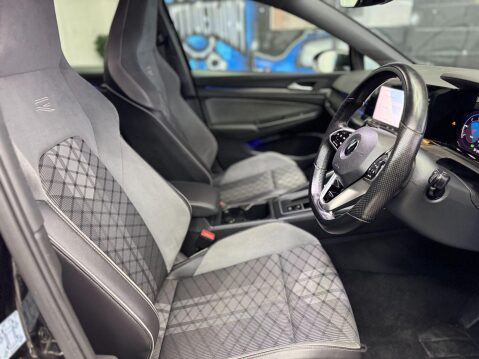 Volkswagen Golf 2.0 TDI R-Line DSG Euro 6 (s/s) 5dr 31