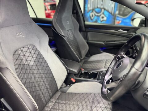 Volkswagen Golf 2.0 TDI R-Line DSG Euro 6 (s/s) 5dr 32