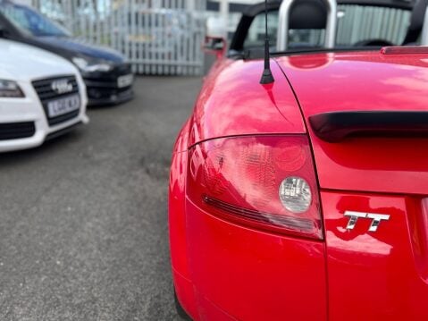 Audi TT 3.2 V6 Roadster DSG quattro 2dr 26