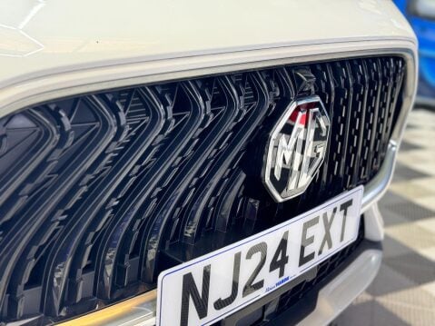 MG HS 1.5 T-GDI Trophy Euro 6 (s/s) 5dr 29