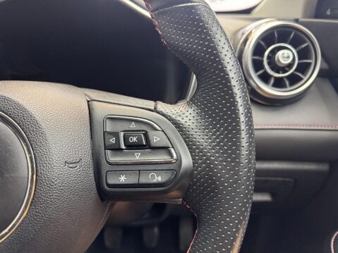 MG HS 1.5 T-GDI Trophy Euro 6 (s/s) 5dr 19