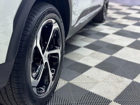 MG HS 1.5 T-GDI Trophy Euro 6 (s/s) 5dr 27