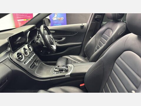 Mercedes-Benz C Class 2.0 C300d AMG Line (Premium Plus) G-Tronic+ Euro 6 (s/s) 5dr 41