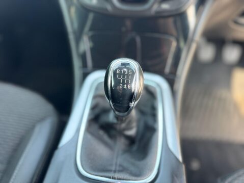 Vauxhall Insignia 2.0 CDTi ecoFLEX Tech Line Sports Tourer Euro 5 (s/s) 5dr 32