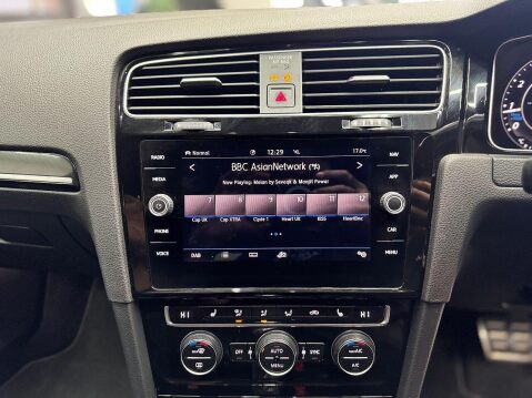 Volkswagen Golf Golf R Hatchback 1 Automatic Petrol 40