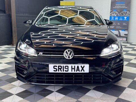 Volkswagen Golf Golf R Hatchback 1 Automatic Petrol 9