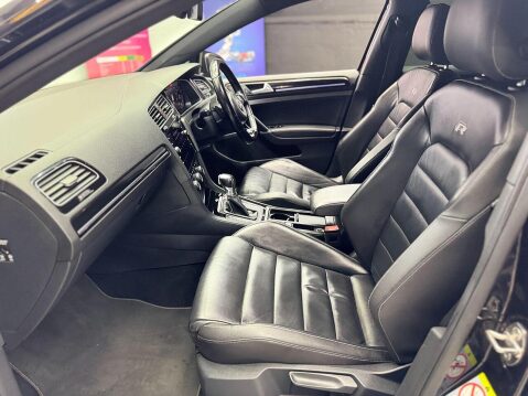 Volkswagen Golf Golf R Hatchback 1 Automatic Petrol 44