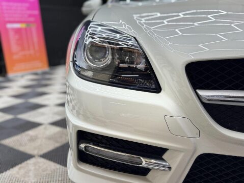 Mercedes-Benz SLK 1.8 SLK250 BlueEfficiency AMG Sport Edition 125 G-Tronic+ Euro 5 (s/s) 2dr 60