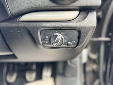 Audi A3 2.0 TFSI Black Edition Euro 6 (s/s) 3dr 29