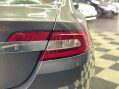 Jaguar XF 3.0d V6 Luxury Saloon 4dr Diesel Auto Euro 5 (240 ps) 13
