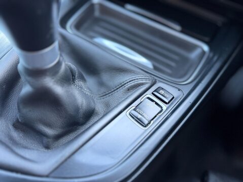 BMW 3 Series 2.0 320d M Sport xDrive Euro 5 (s/s) 4dr 26