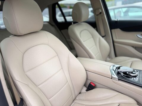 Mercedes-Benz GLC 2.0 GLC250 Sport (Premium Plus) G-Tronic 4MATIC Euro 6 (s/s) 5dr 30