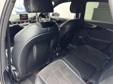 Audi A4 2.0 TDI Black Edition S Tronic quattro Euro 6 (s/s) 5dr 30