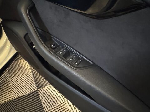 Audi A4 2.0 TDI Black Edition S Tronic quattro Euro 6 (s/s) 5dr 36