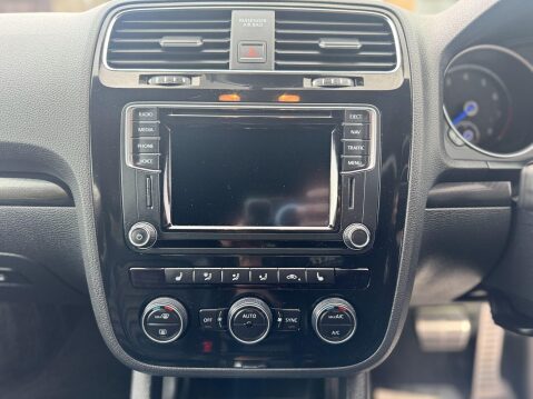 Volkswagen Scirocco 2.0 TSI BlueMotion Tech R DSG Euro 6 (s/s) 3dr 30