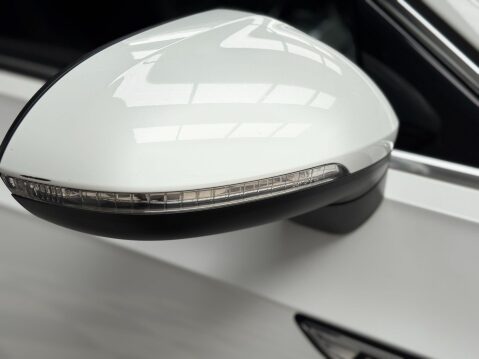 Volkswagen Arteon 2.0 TDI R-Line Fastback DSG Euro 6 (s/s) 5dr 49