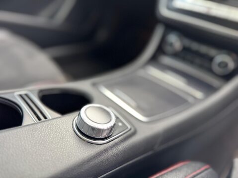 Mercedes-Benz A Class 2.1 A200d AMG Line (Premium Plus) 7G-DCT Euro 6 (s/s) 5dr 20