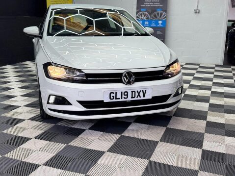 Volkswagen Polo Polo SE Hatchback 0 Manual Petrol 9