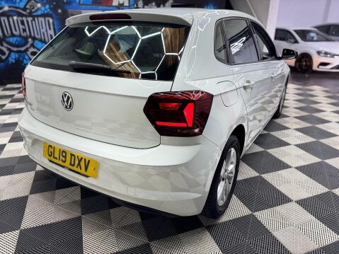 Volkswagen Polo Polo SE Hatchback 0 Manual Petrol 33
