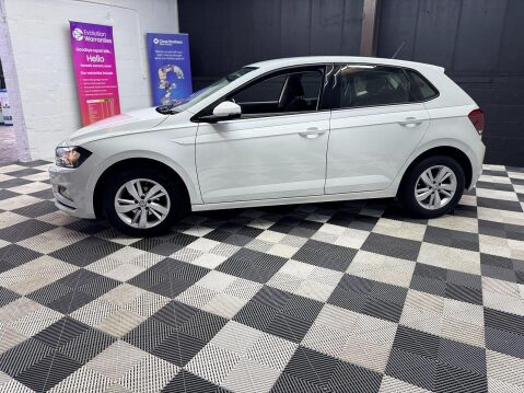 Volkswagen Polo Polo SE Hatchback 0 Manual Petrol 26