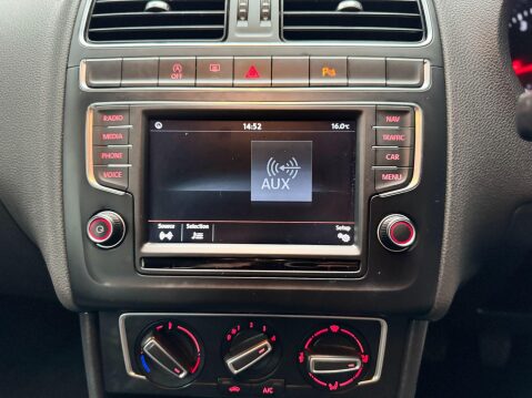 Volkswagen Polo 1.2 TSI BlueMotion Tech SE Euro 6 (s/s) 5dr 43