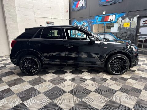 Audi Q2 1.0 TFSI 30 Black Edition Euro 6 (s/s) 5dr 19