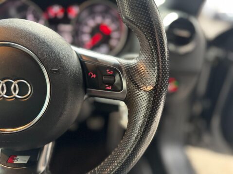 Audi TT 2.0 TDI Black Edition quattro Euro 5 3dr 38