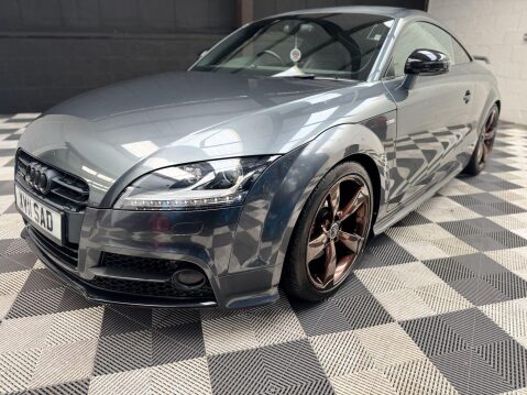 Audi TT 2.0 TDI Black Edition quattro Euro 5 3dr 8